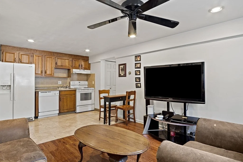 Photo of Unit 3 at 3 Albert Dr
