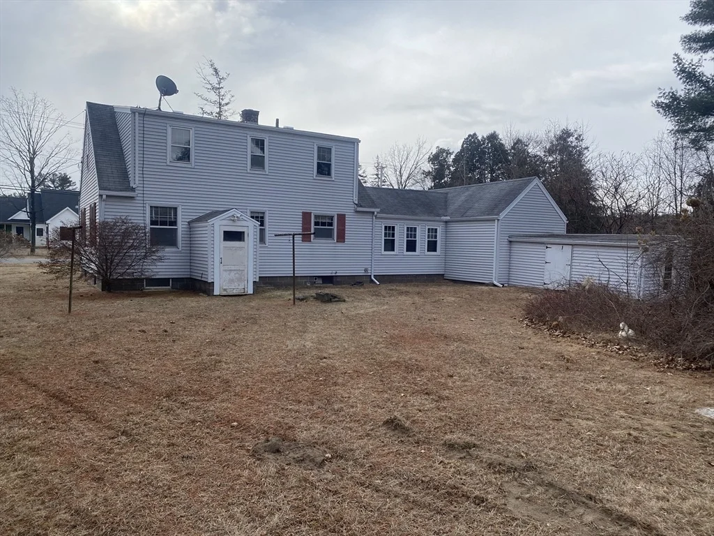 Photo of 195 Batchelor