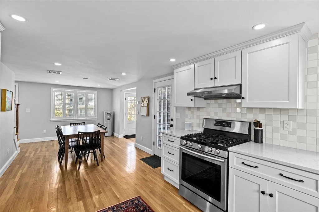 Photo of 9 Fay Rd