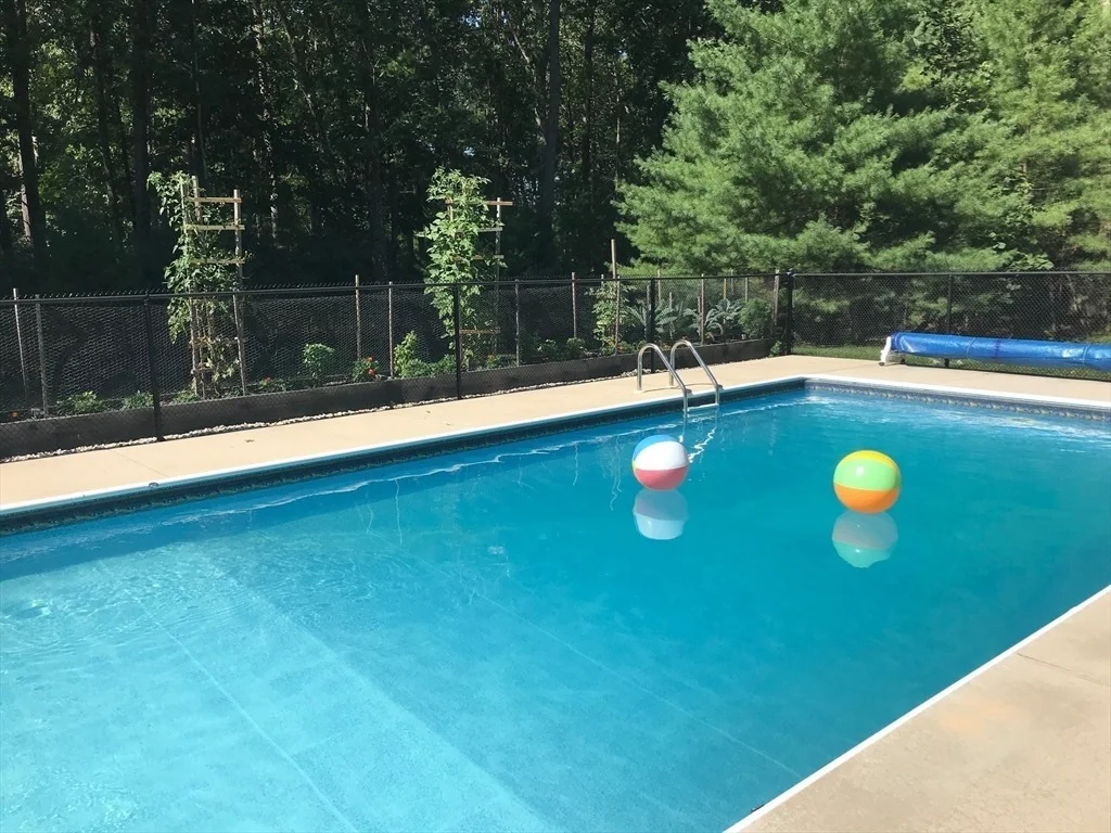 Photo of 648 Stow Rd