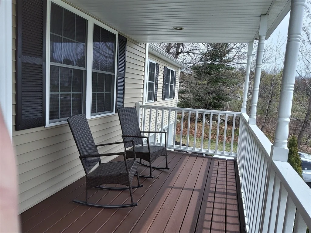 Photo of 71 Eagle Dr