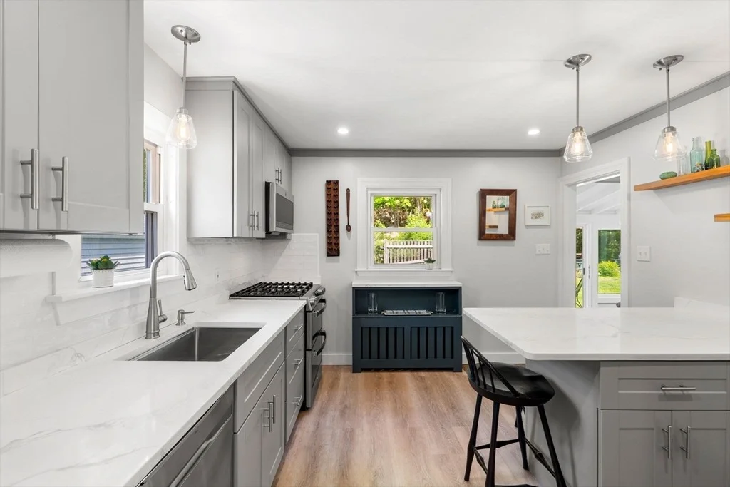 Photo of 387 Western Avenue