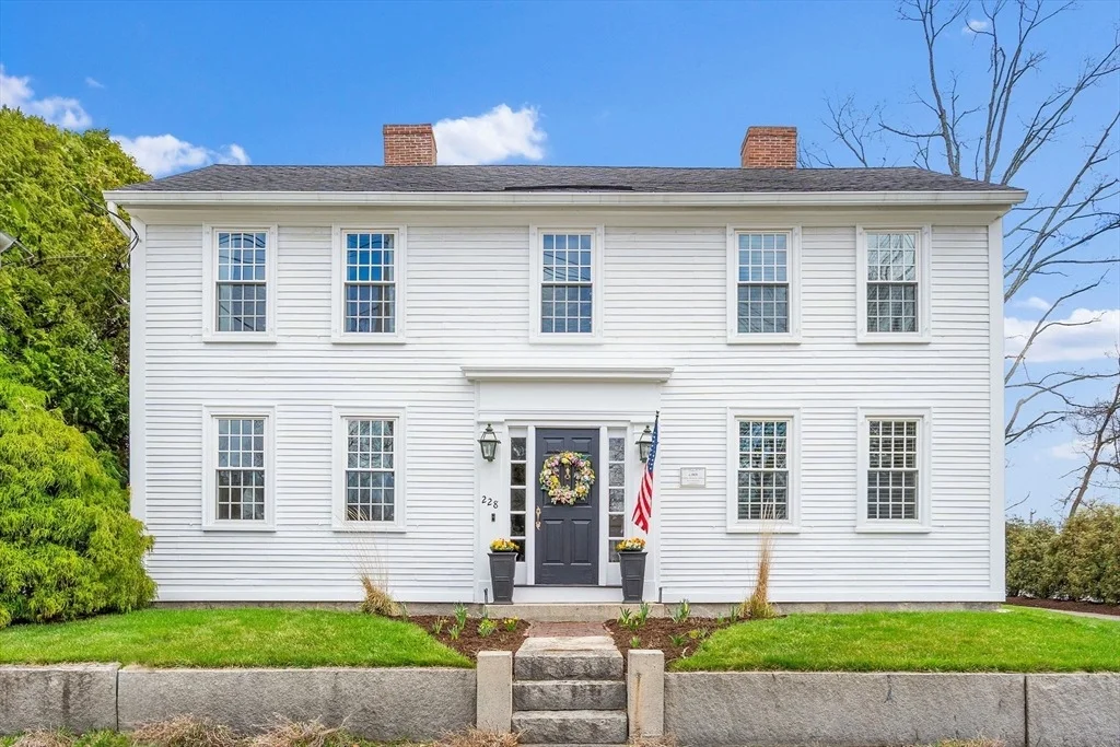 Photo of 228 Main Street