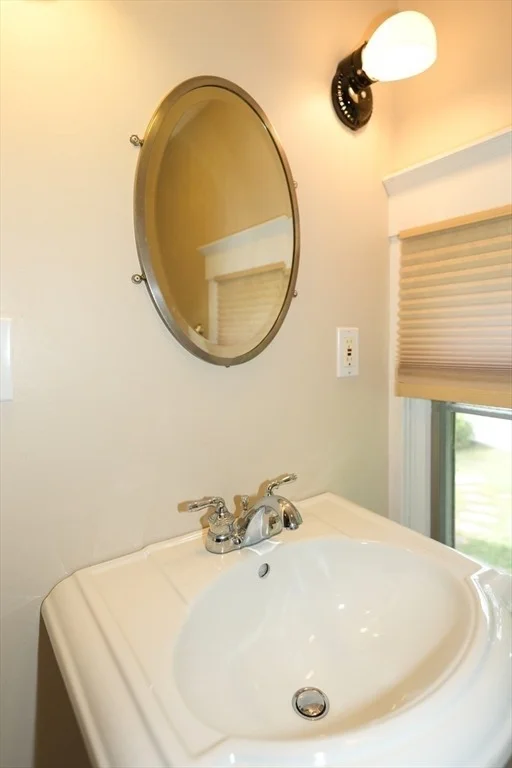 Photo of 27 Parker Rd