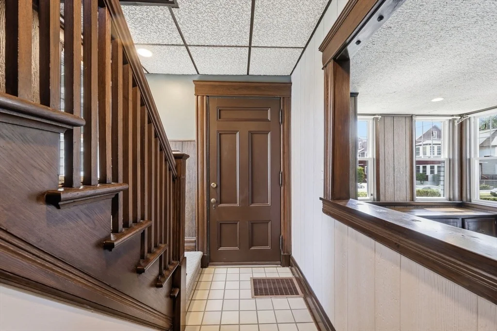 Photo of 585 Armory St