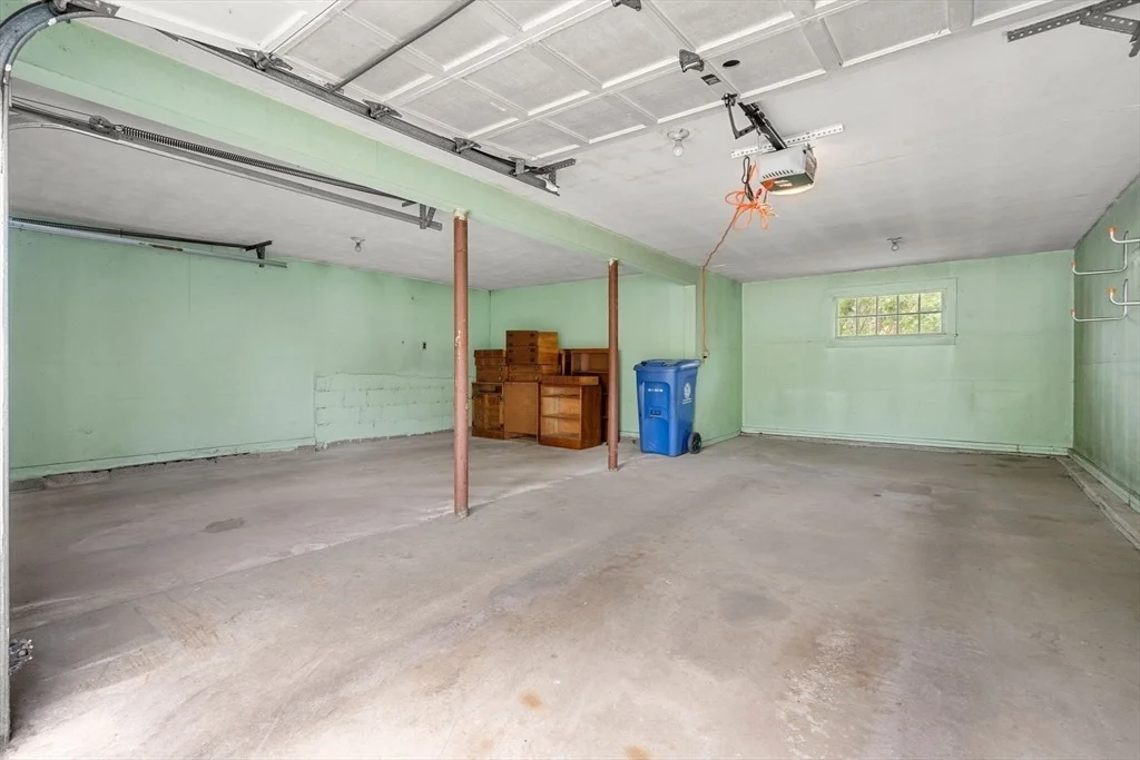 Photo of 37 Elm Crest Road