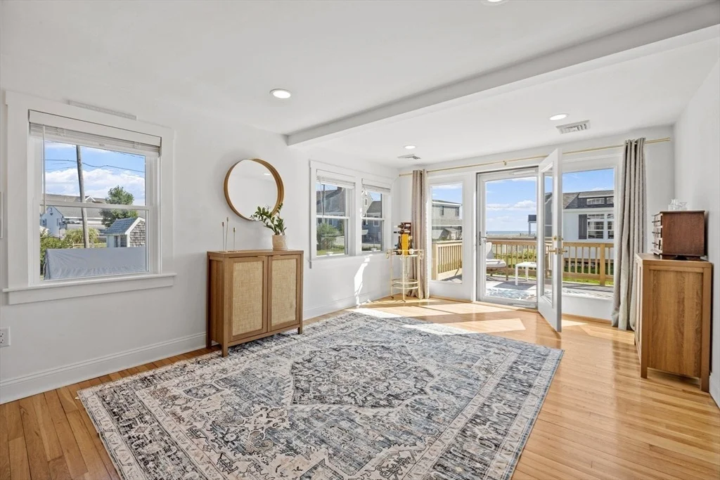Photo of 49 Freeman Ave