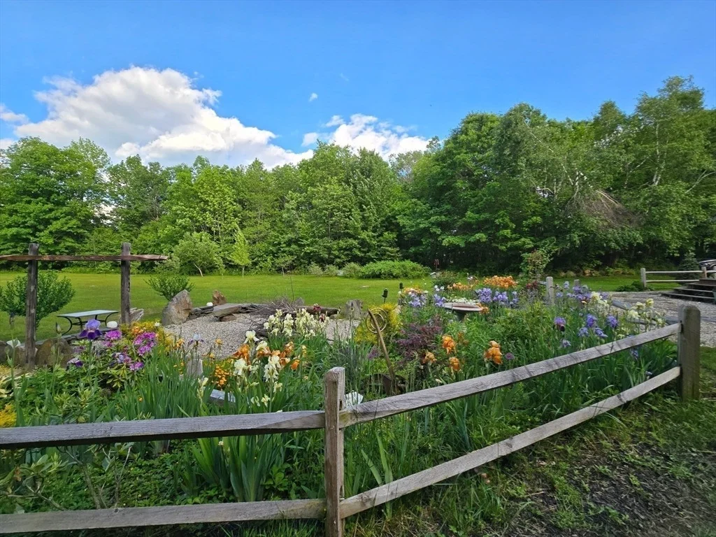 Photo of 5 Bofat Hill Rd
