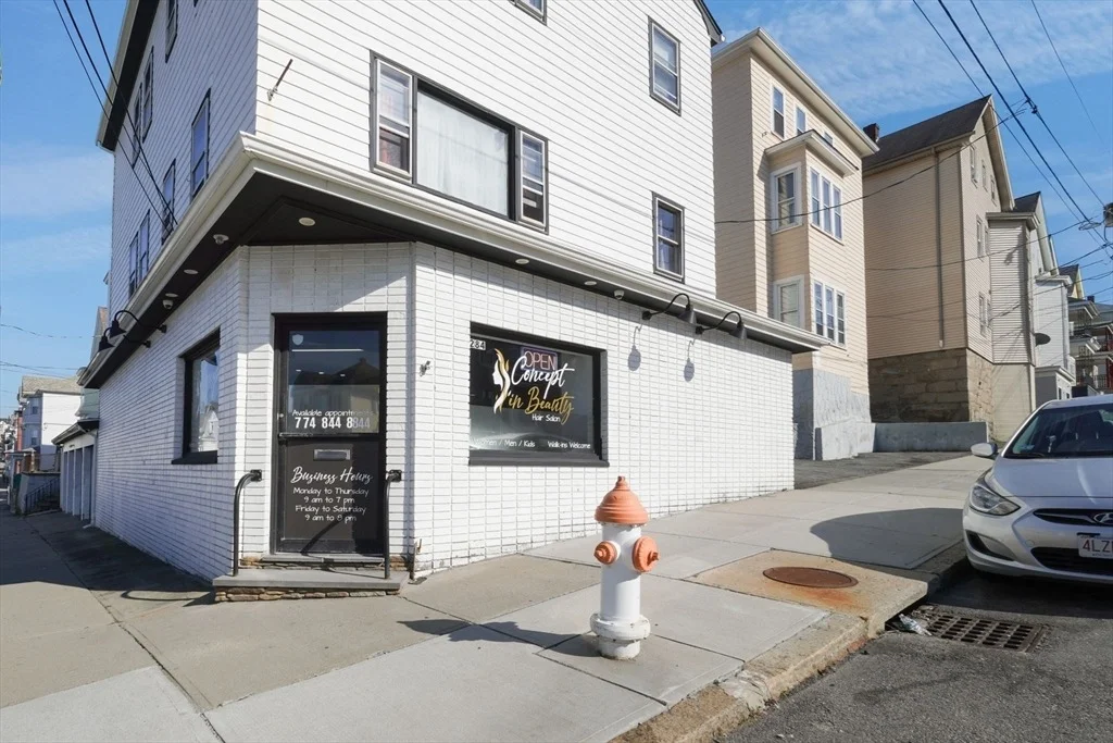 Photo of 284 Broadway