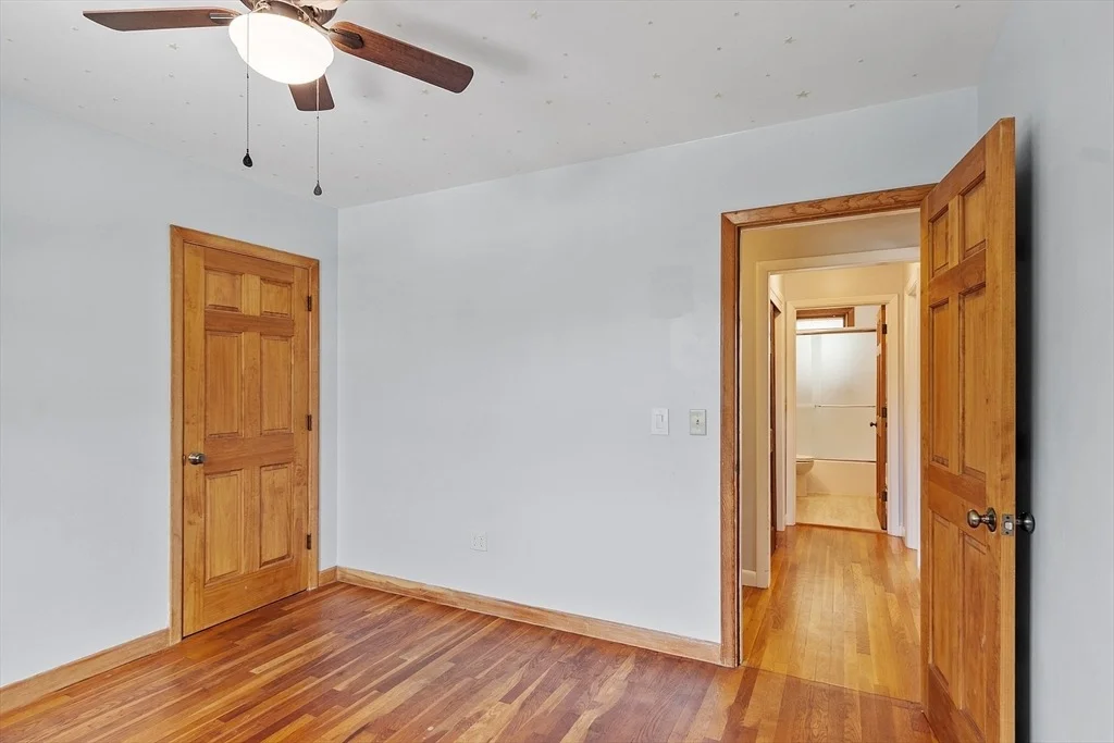 Photo of 64 Carolyn Cir