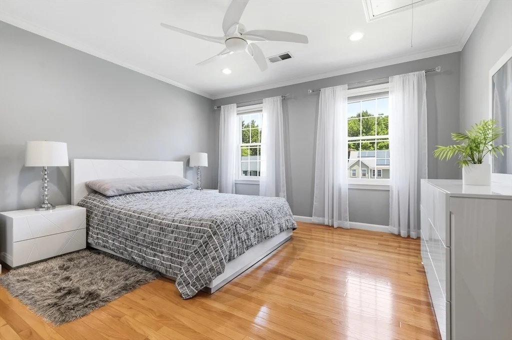 Photo of 46 Hunt Dr