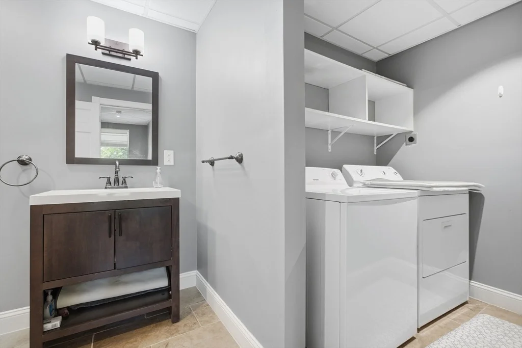 Photo of 8 Janice Ave