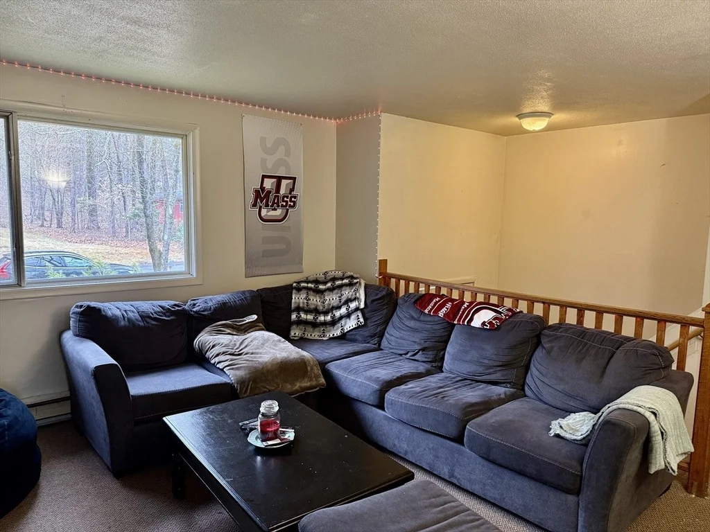 Photo of 237 Grantwood Dr
