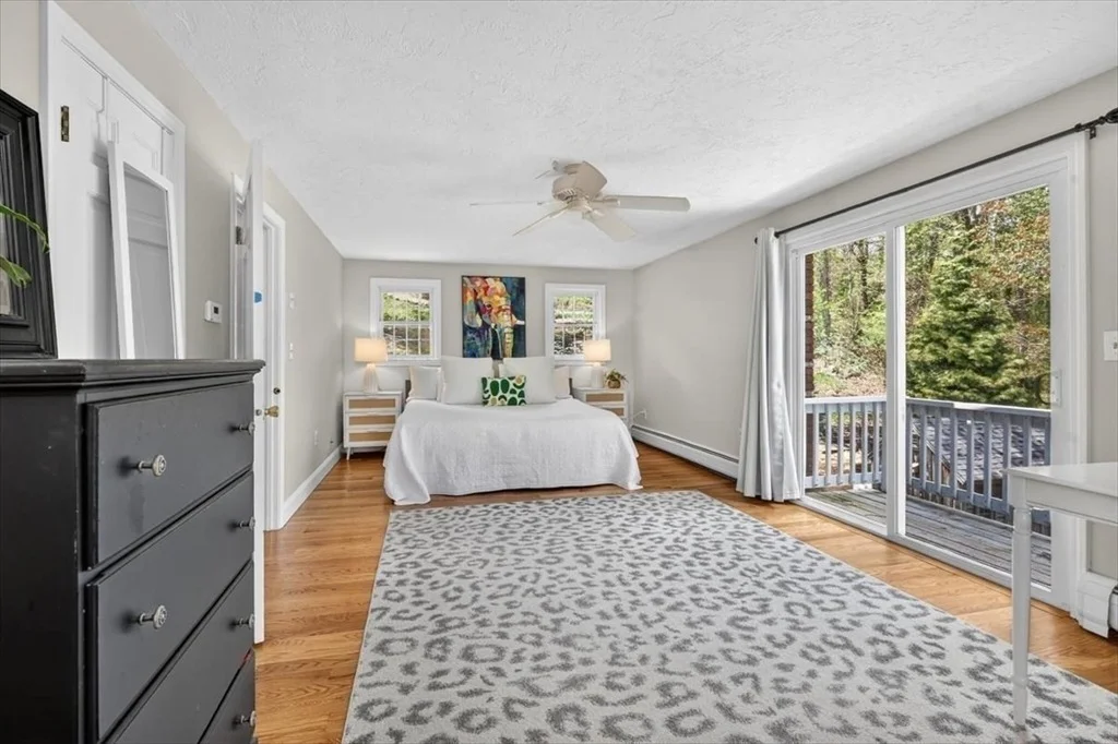 Photo of 60 Oakleaf Dr