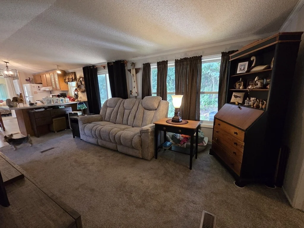 Photo of 72 Holiday Cir