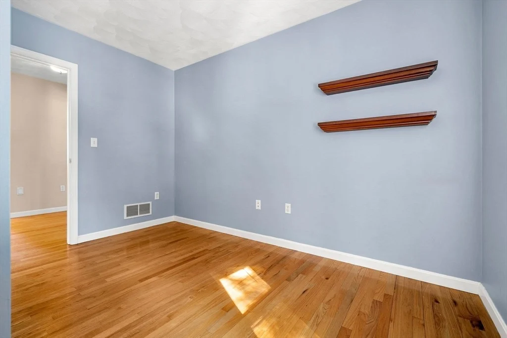 Photo of 18 Ravens Bluff