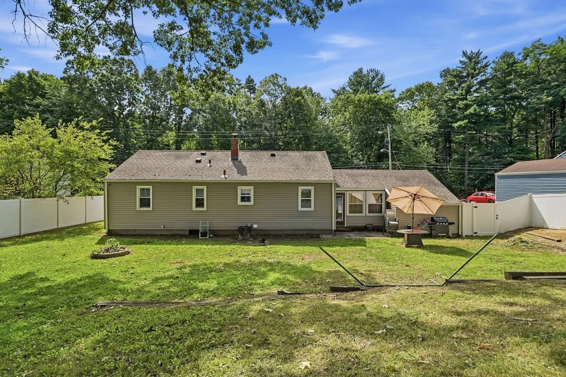 Photo of 42 N Brook Rd