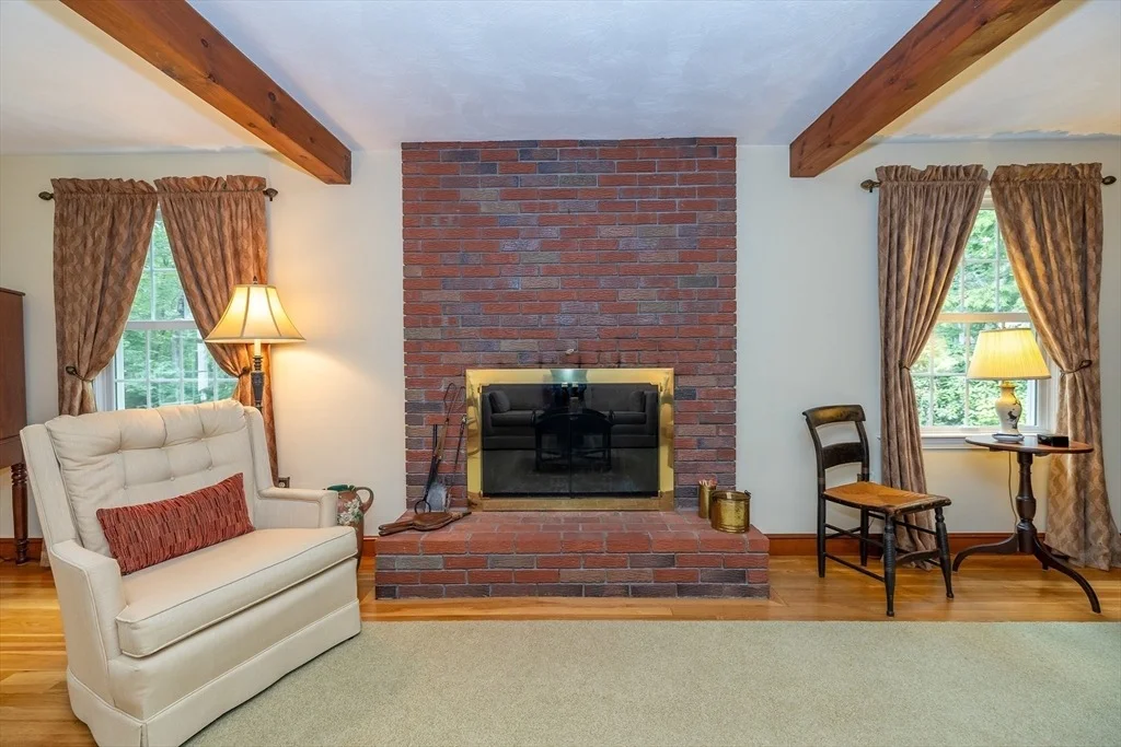Photo of 21 Overlook Dr