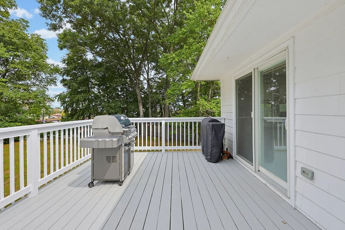 Photo of 10 Howe Circle