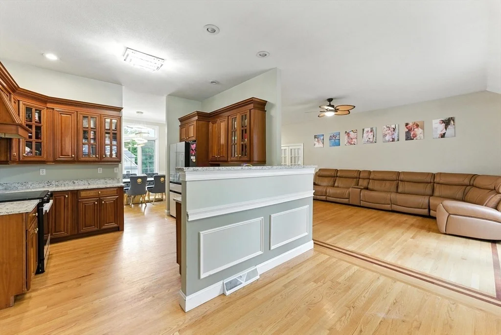 Photo of 30 Radisson Ln