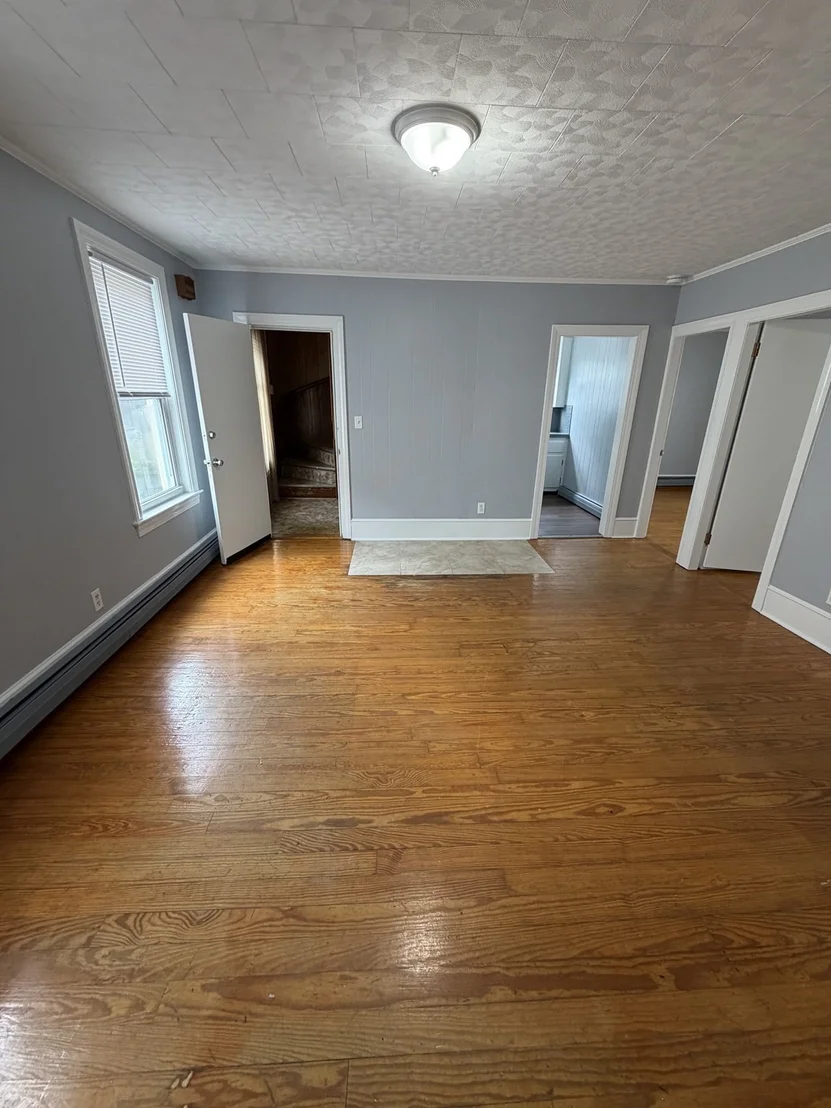 Photo of 211 Wiliam