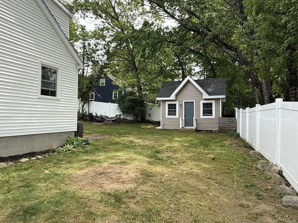 Photo of 4 Robin Rd