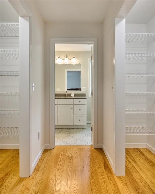 Photo of 420 Hadley Rd