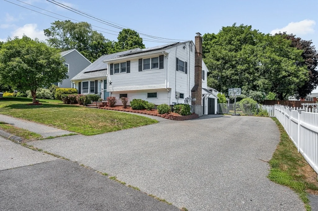 Photo of 6 Surrey Rd