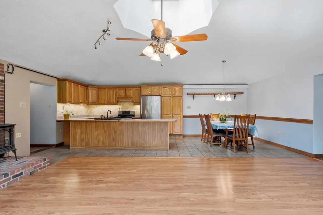Photo of 137 Princeton Rd