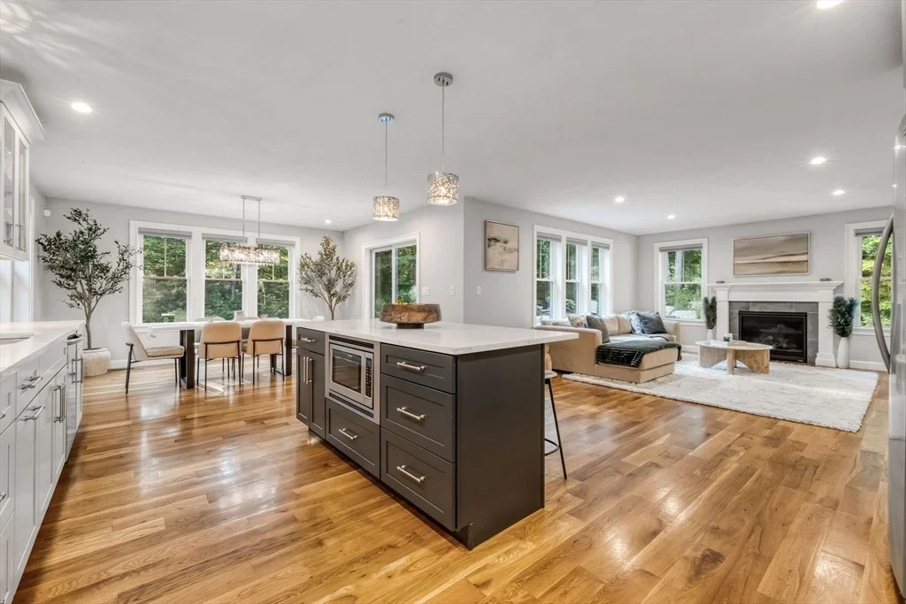 Photo of 540 Pulaski Boulevard