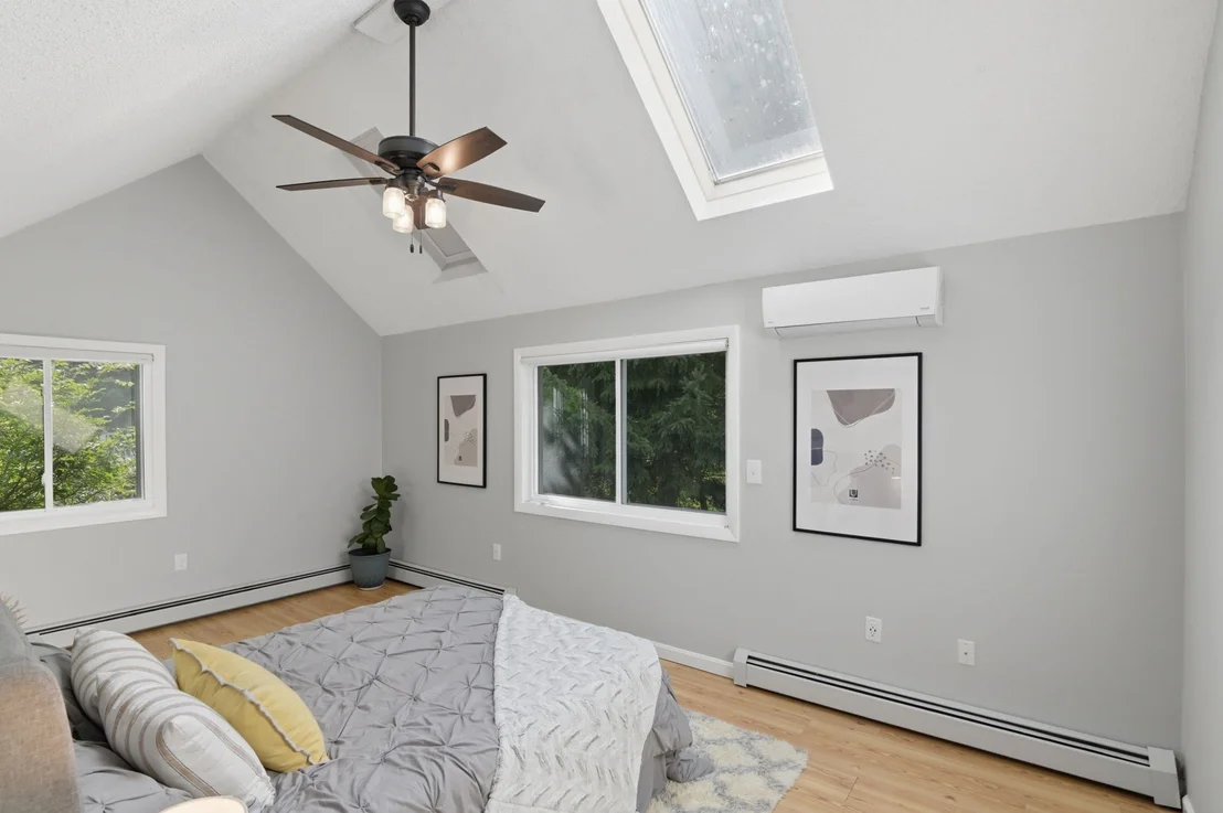 Photo of 7 Oxyoke Dr