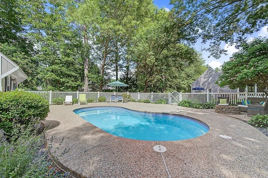 Photo of 9 Brookside Lane