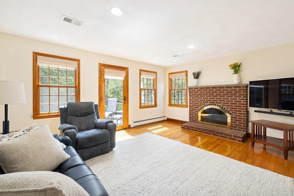 Photo of 372 Central Street