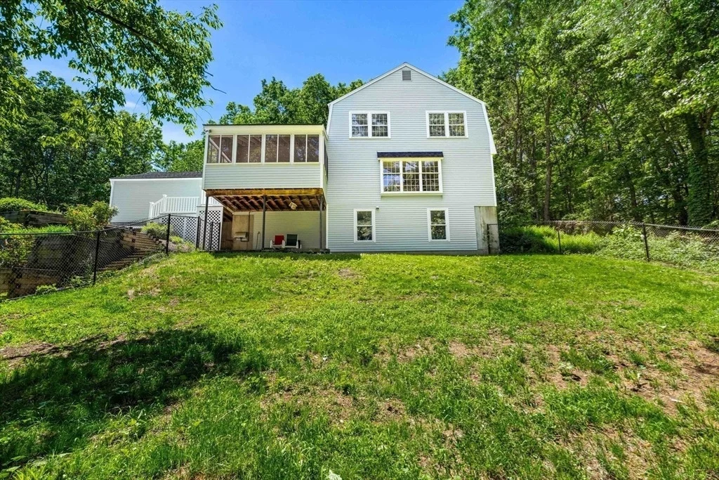 Photo of 153 Raddin Rd