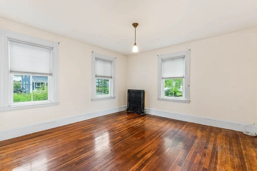 Photo of 85 Emmett Avenue