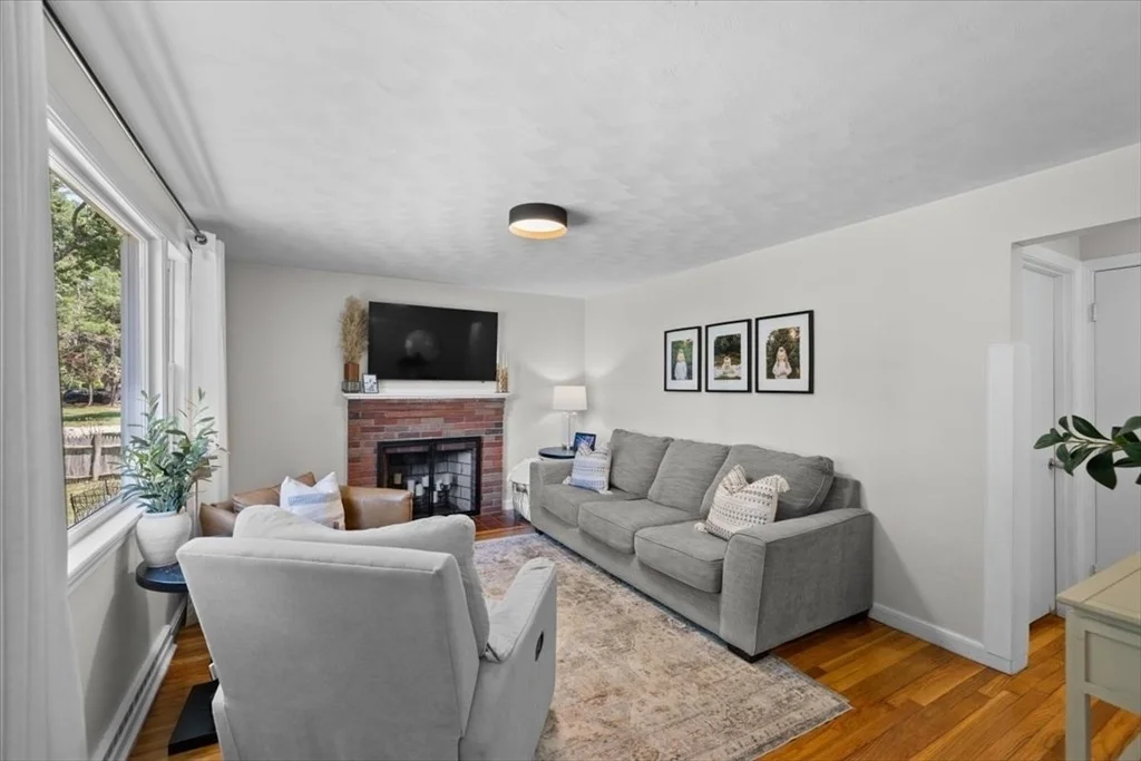 Photo of 30 Chestnut St