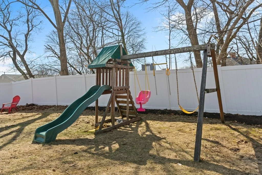 Photo of 43 Staaf Rd