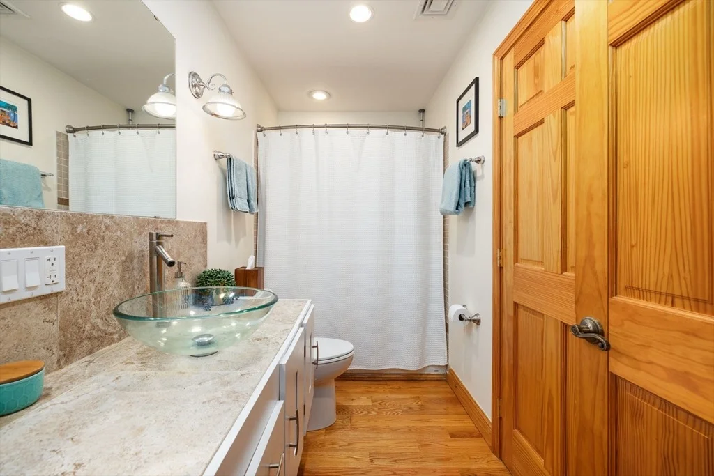 Photo of 138 Chestnut St