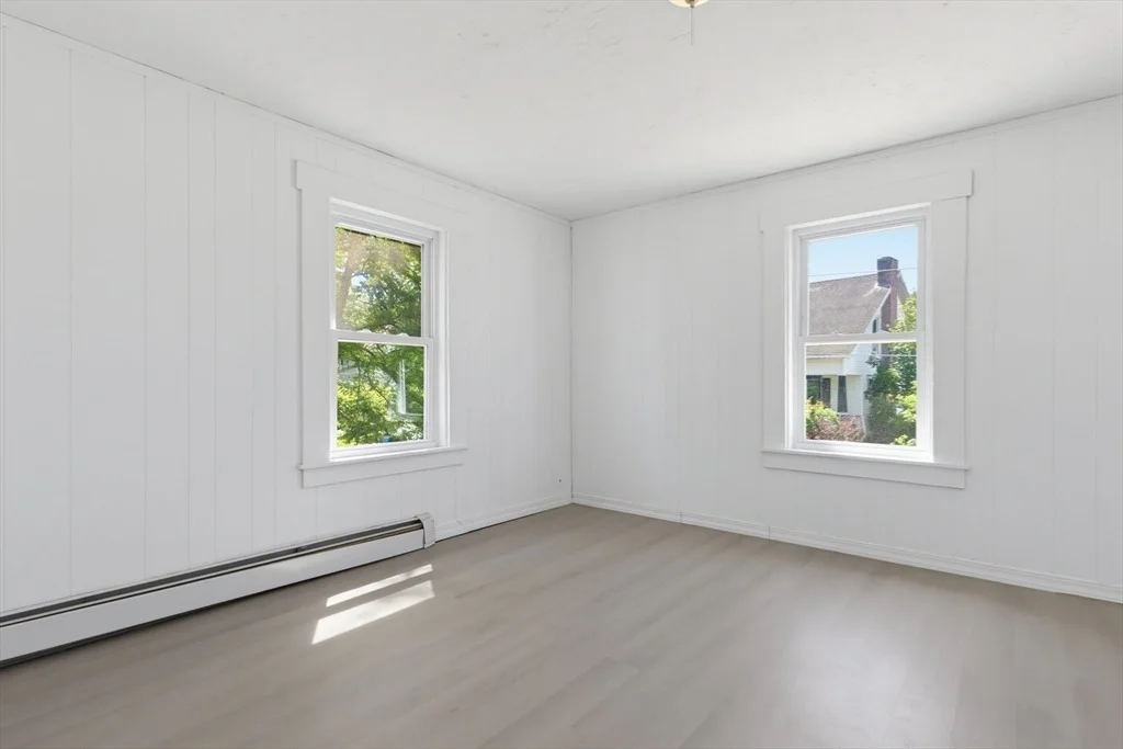 Photo of 2-8 Ross Ave