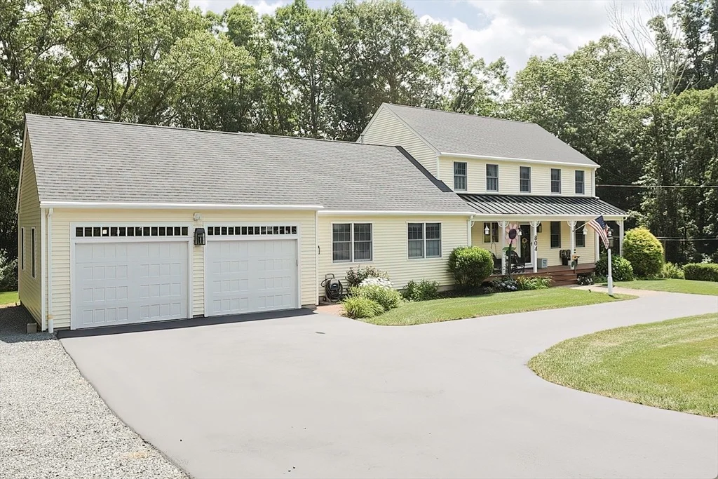 Photo of 804 County St
