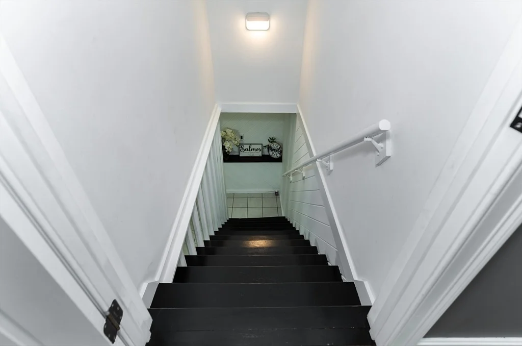 Photo of 1598 Locust St