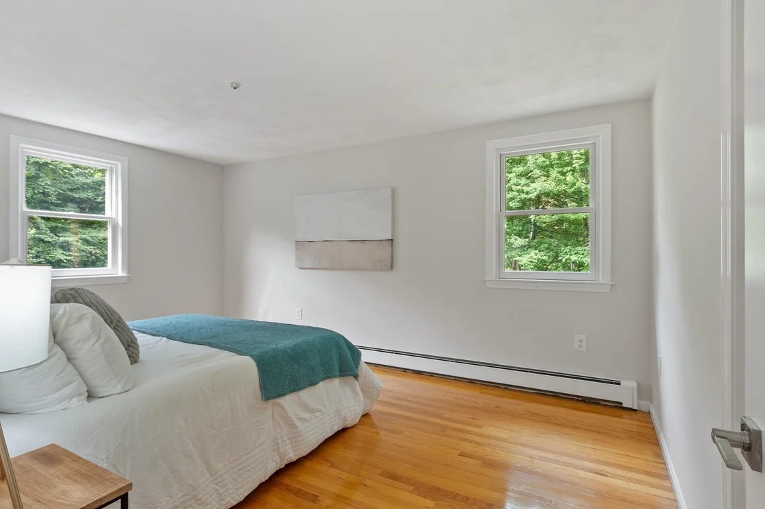 Photo of 18 Cowdrey Ln