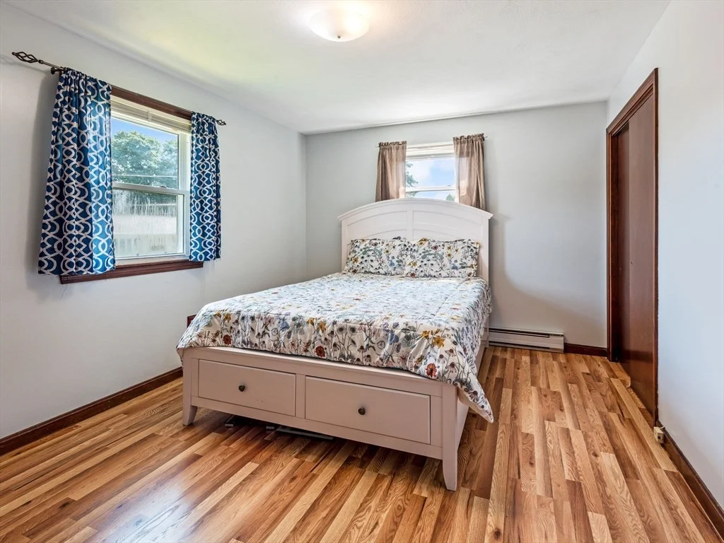 Photo of 39 Barbara Ave