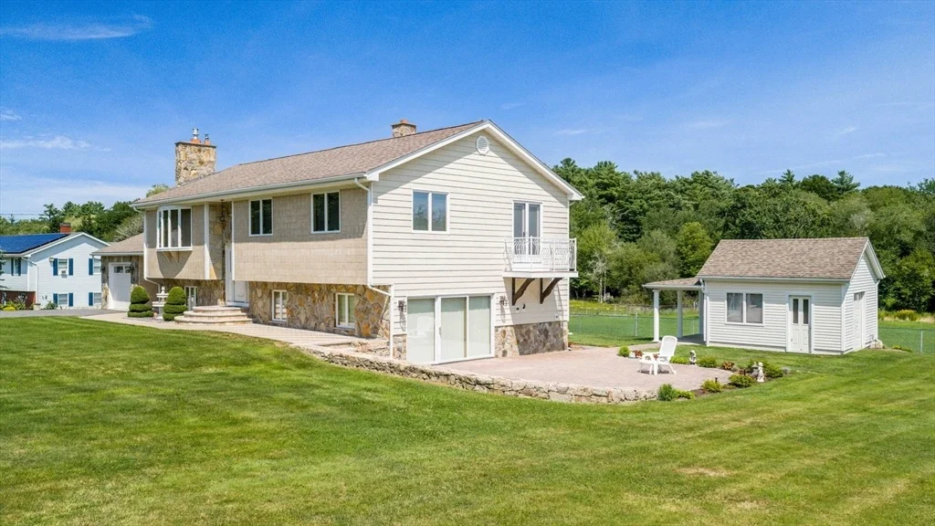 Photo of 38 Cushing Ln