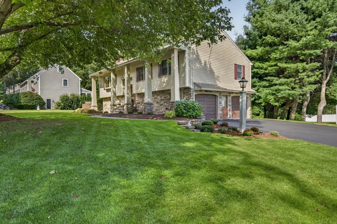 Photo of 41 Fox Run
