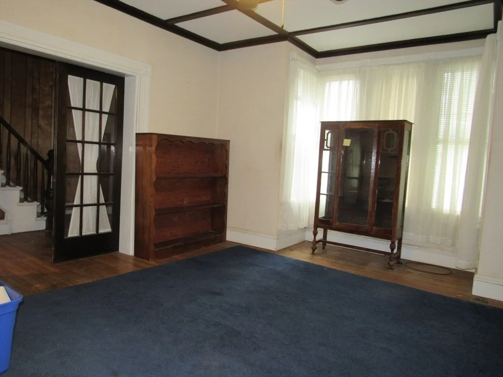 Photo of 391 Broadway Street