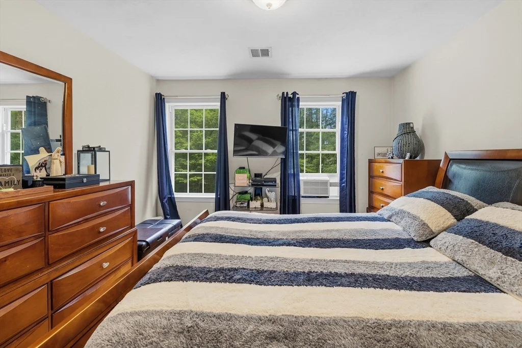 Photo of 3 Pleasant St