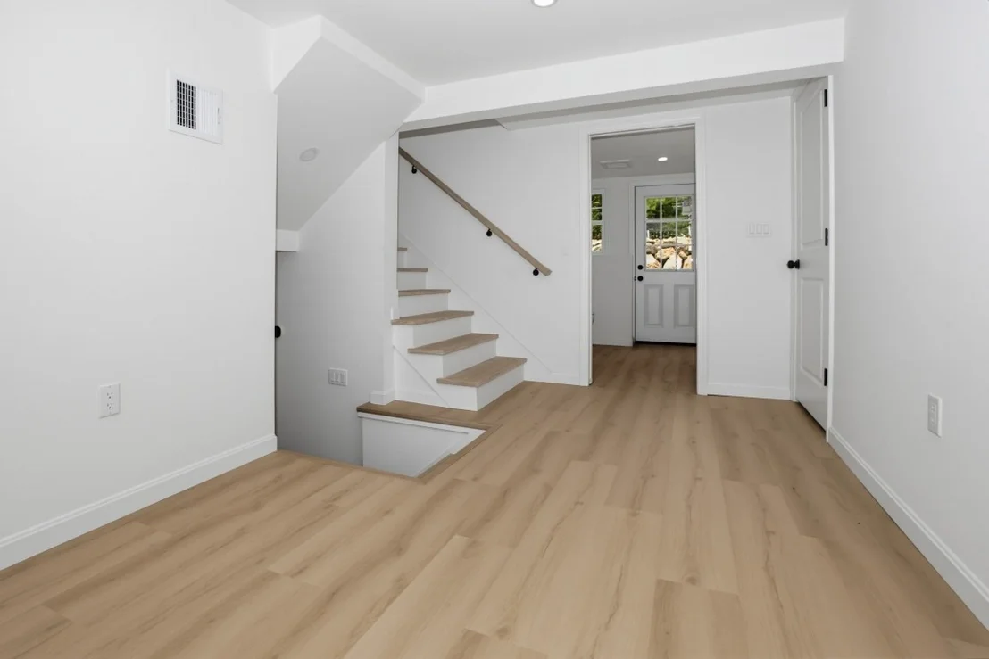 Photo of 33 Cheryl Ln