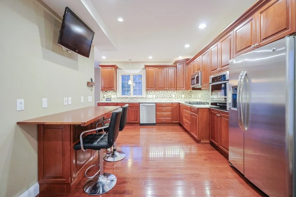 Photo of 11 Hockanum Way