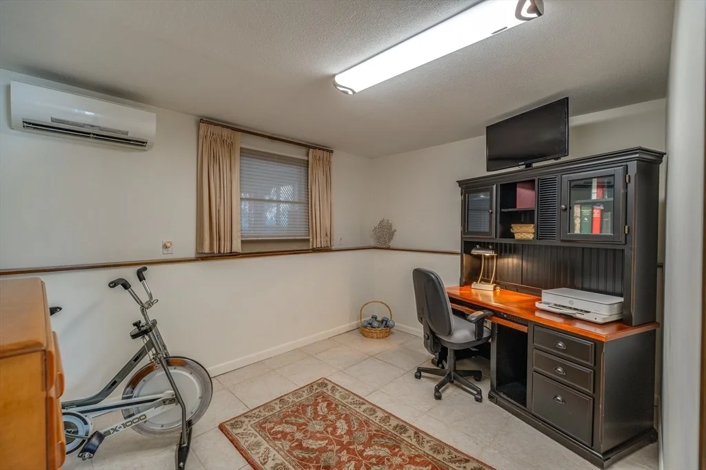 Photo of 697 Florence Road
